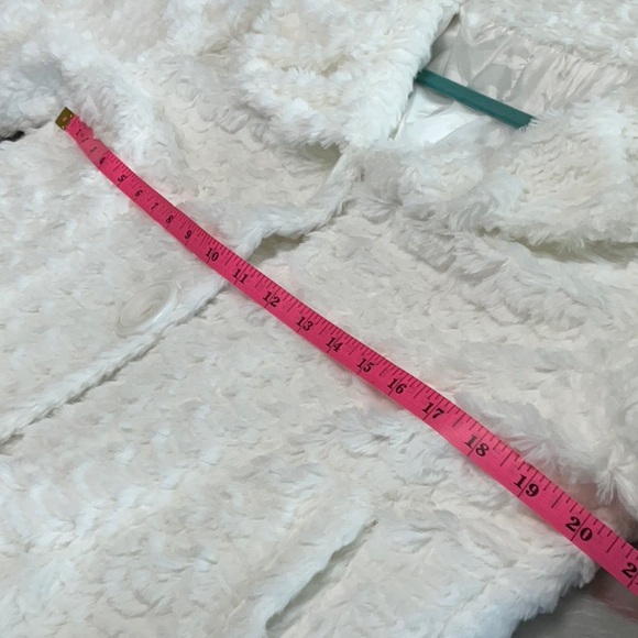 NEW White, retro style, bubble sleeves & pockets 😁 - Picture 5 of 10